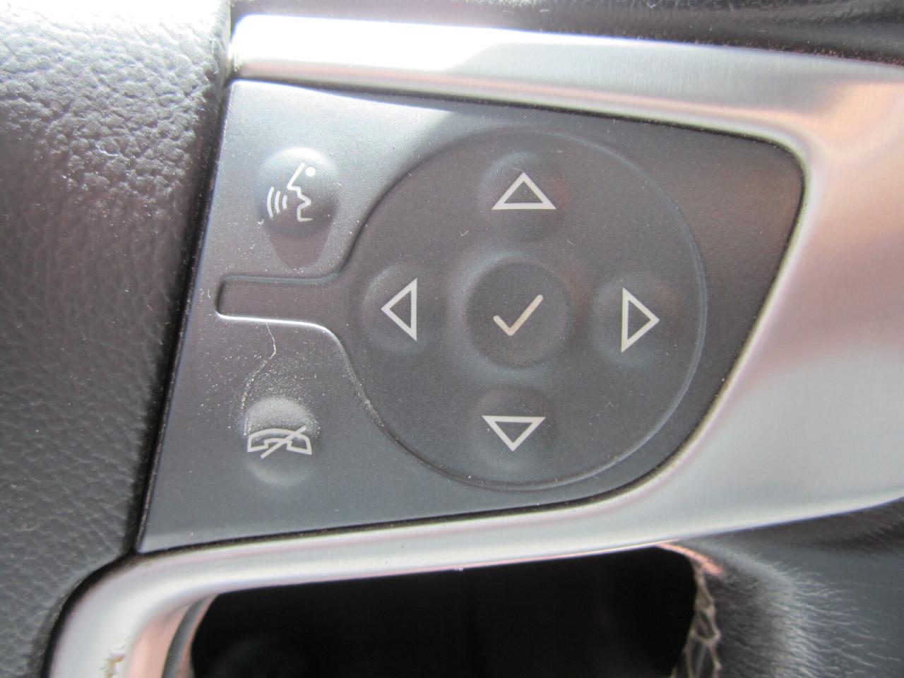 2018 GMC Sierra 1500 SLT Z71 ONE OWNER NO ACCIDENT DAMAGE Photo