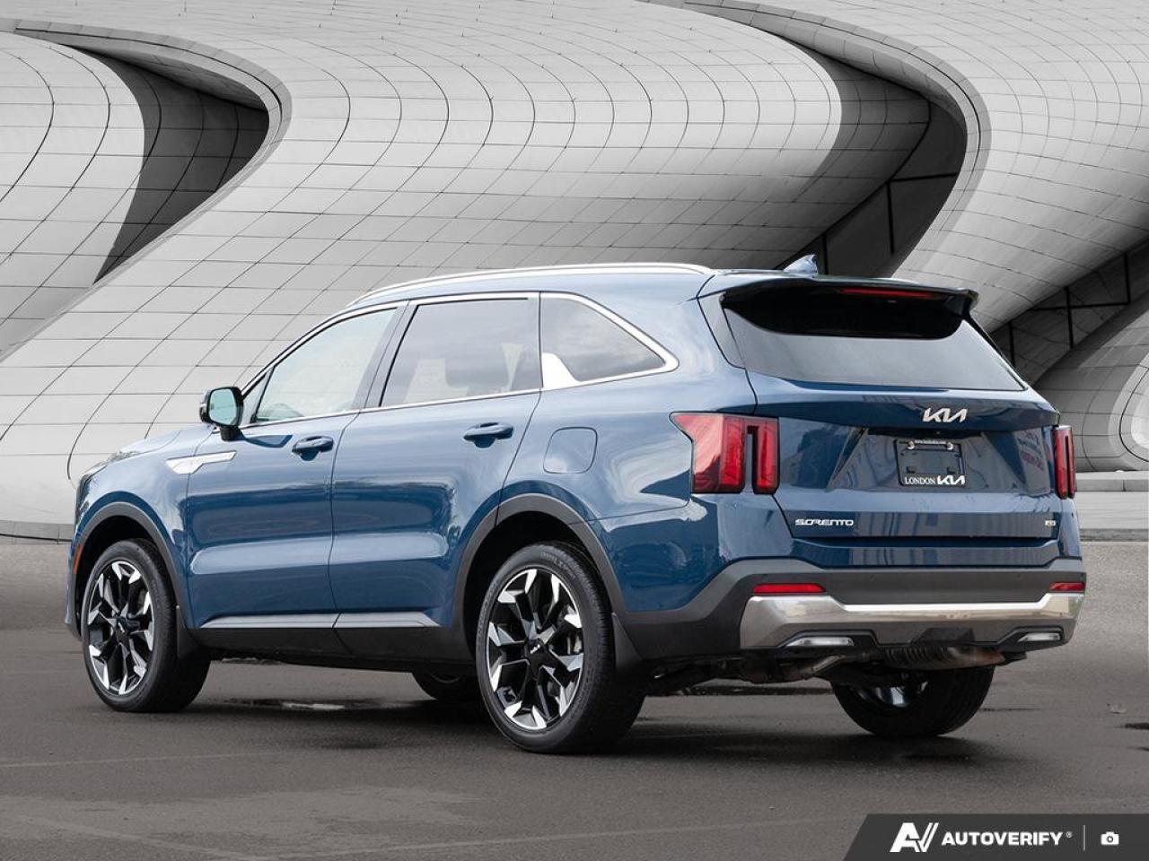 2024 Kia Sorento EX   Apple CarPlay   Backup Camera   Heated Seats Photo