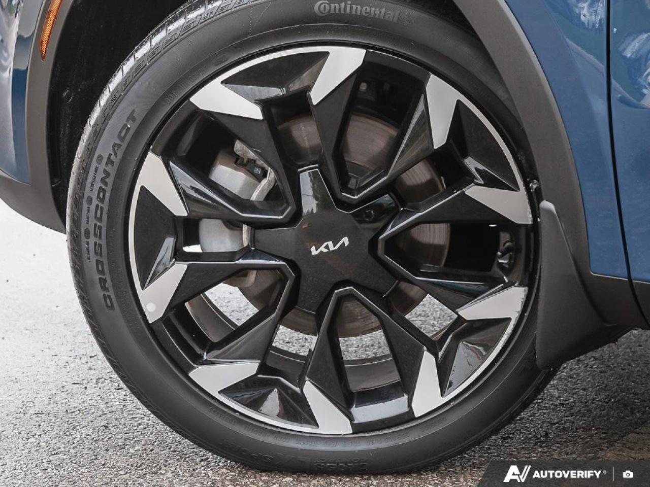 2024 Kia Sorento EX   Apple CarPlay   Backup Camera   Heated Seats Photo