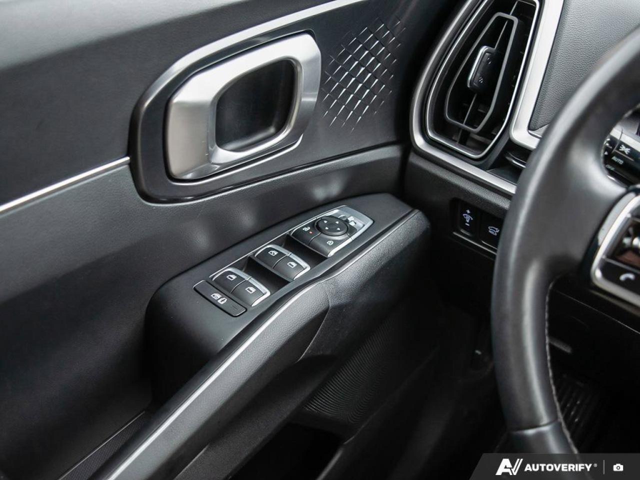 2024 Kia Sorento EX   Apple CarPlay   Backup Camera   Heated Seats Photo