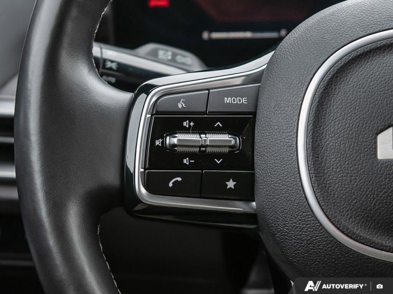 2024 Kia Sorento EX   Apple CarPlay   Backup Camera   Heated Seats Photo