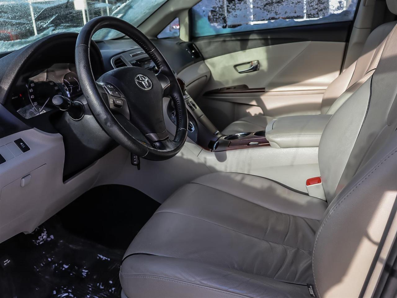 2009 Toyota Venza AWD REAR CAMERA SUNROOF LEATHER&HEATED SEATS Photo