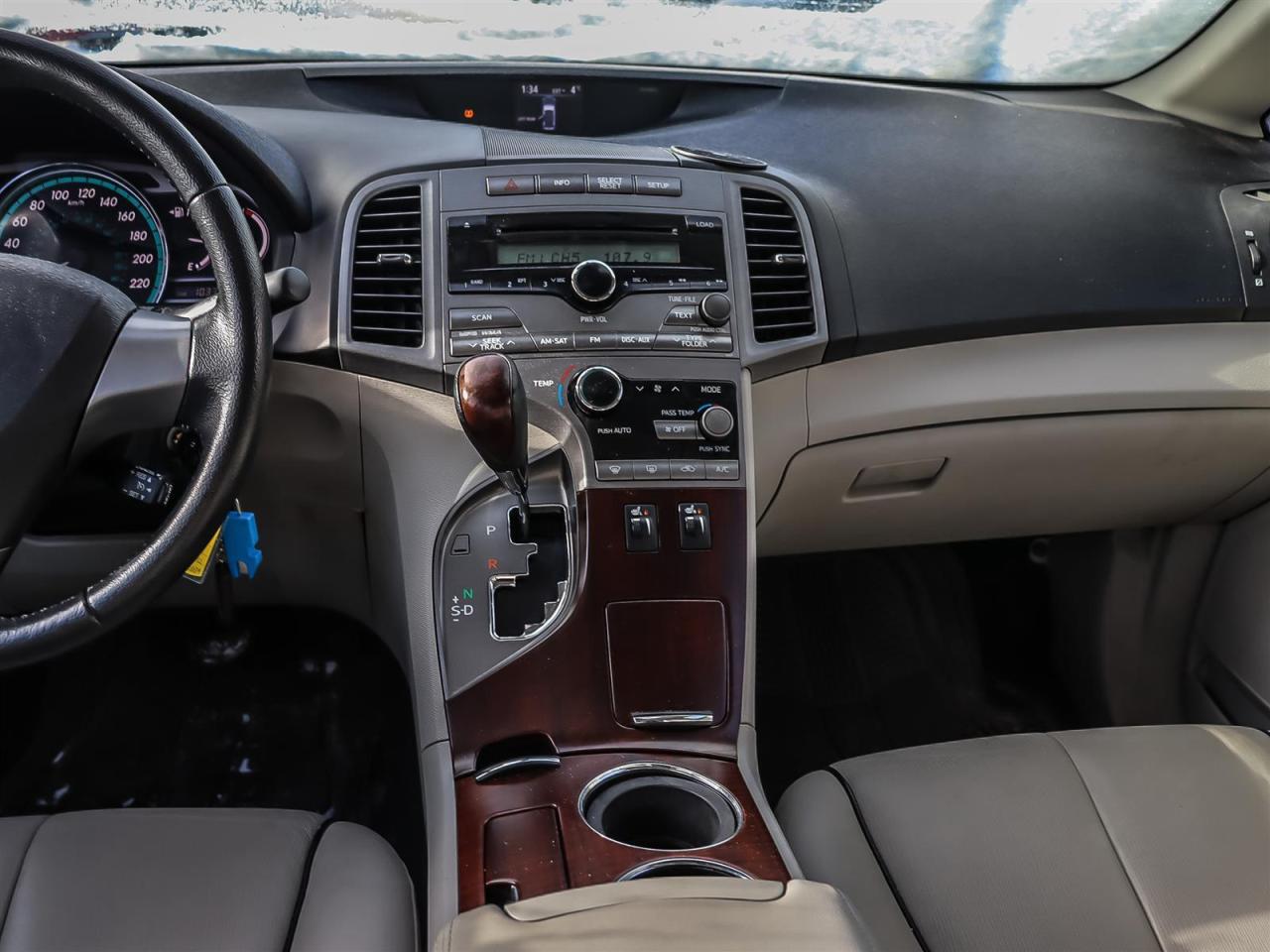 2009 Toyota Venza AWD REAR CAMERA SUNROOF LEATHER&HEATED SEATS Photo