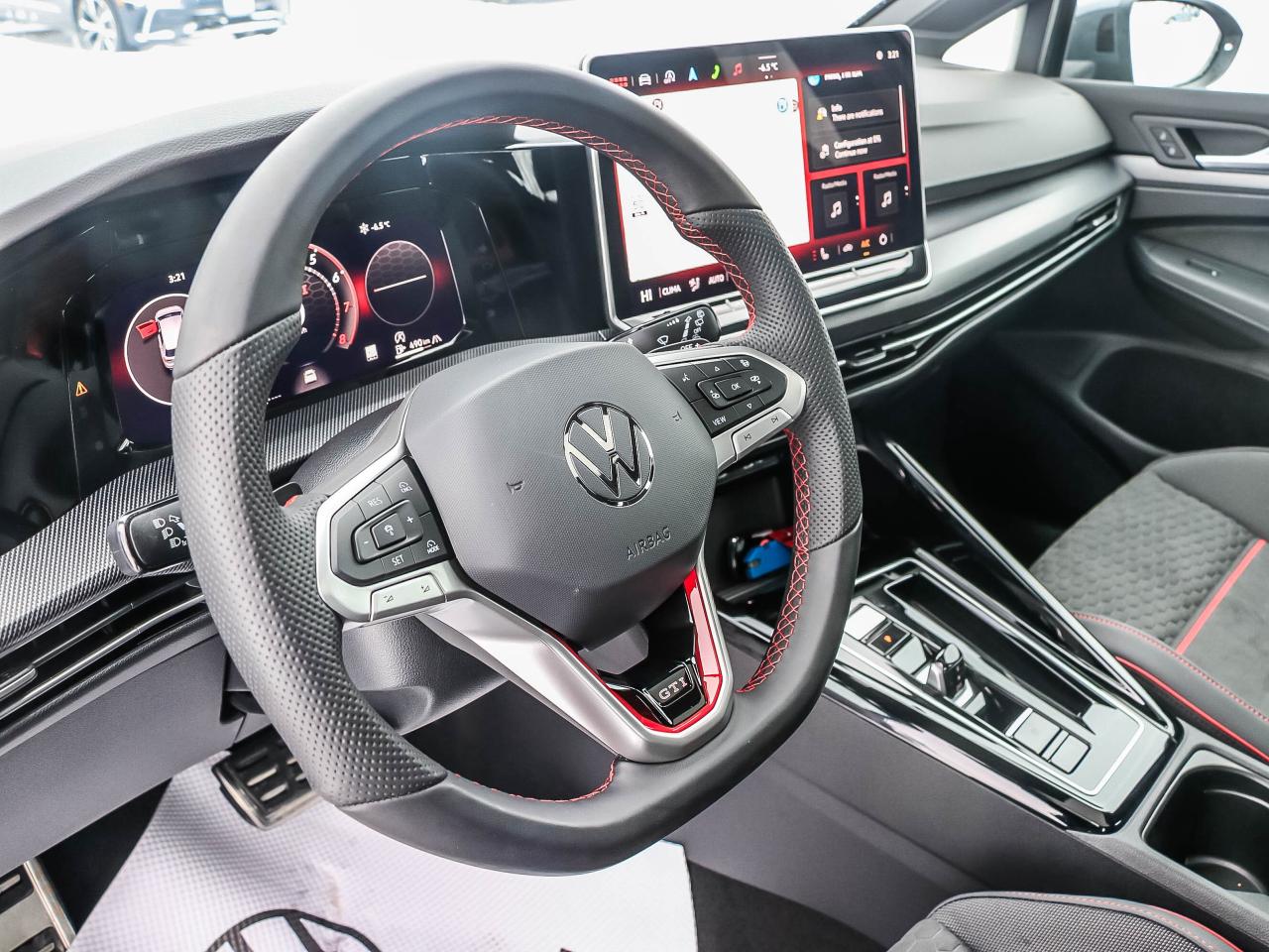 2025 Volkswagen Golf GTI Auto Photo