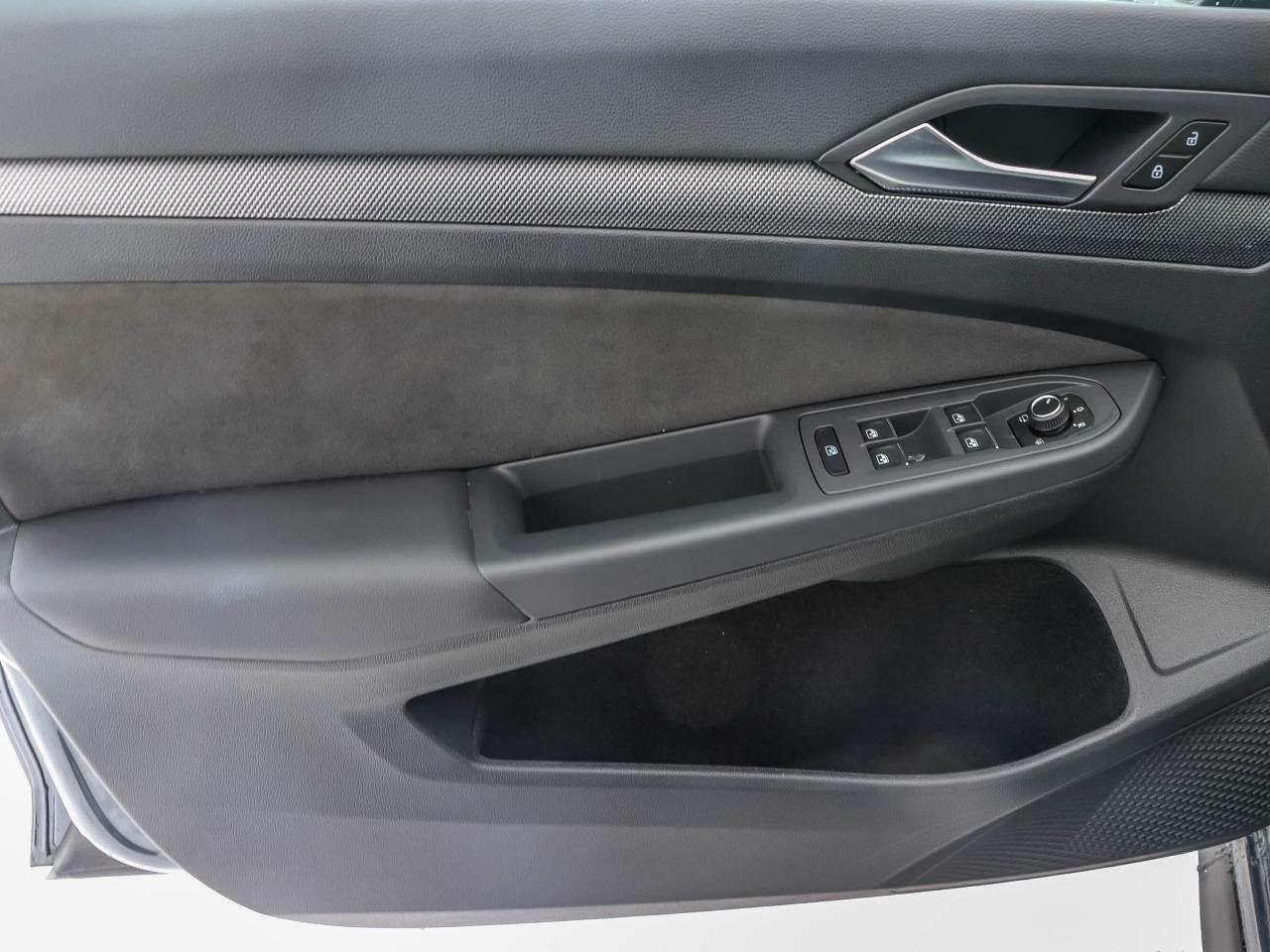 2025 Volkswagen Golf GTI Auto Photo