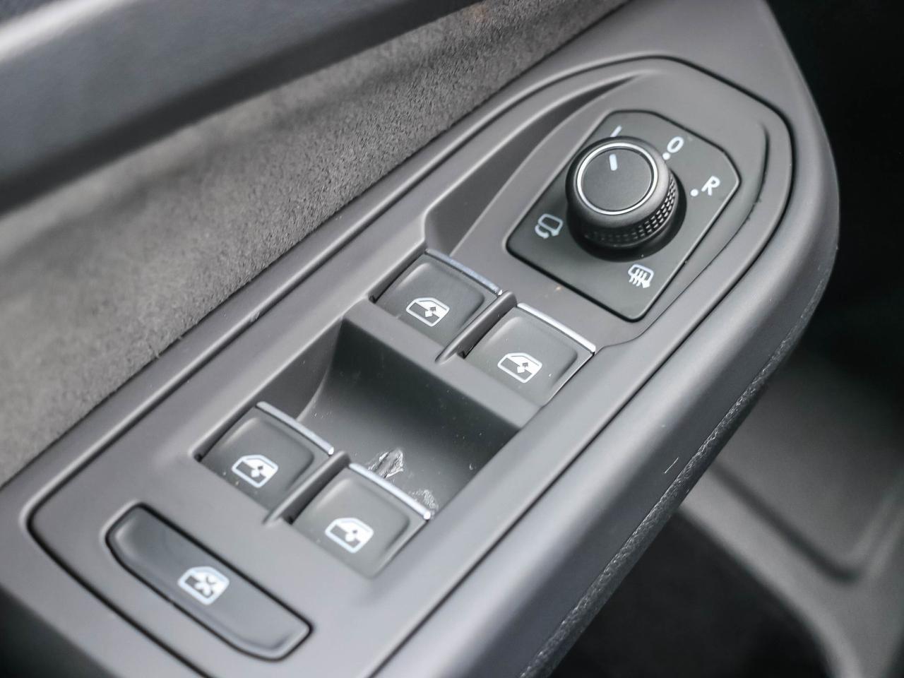 2025 Volkswagen Golf GTI Auto Photo