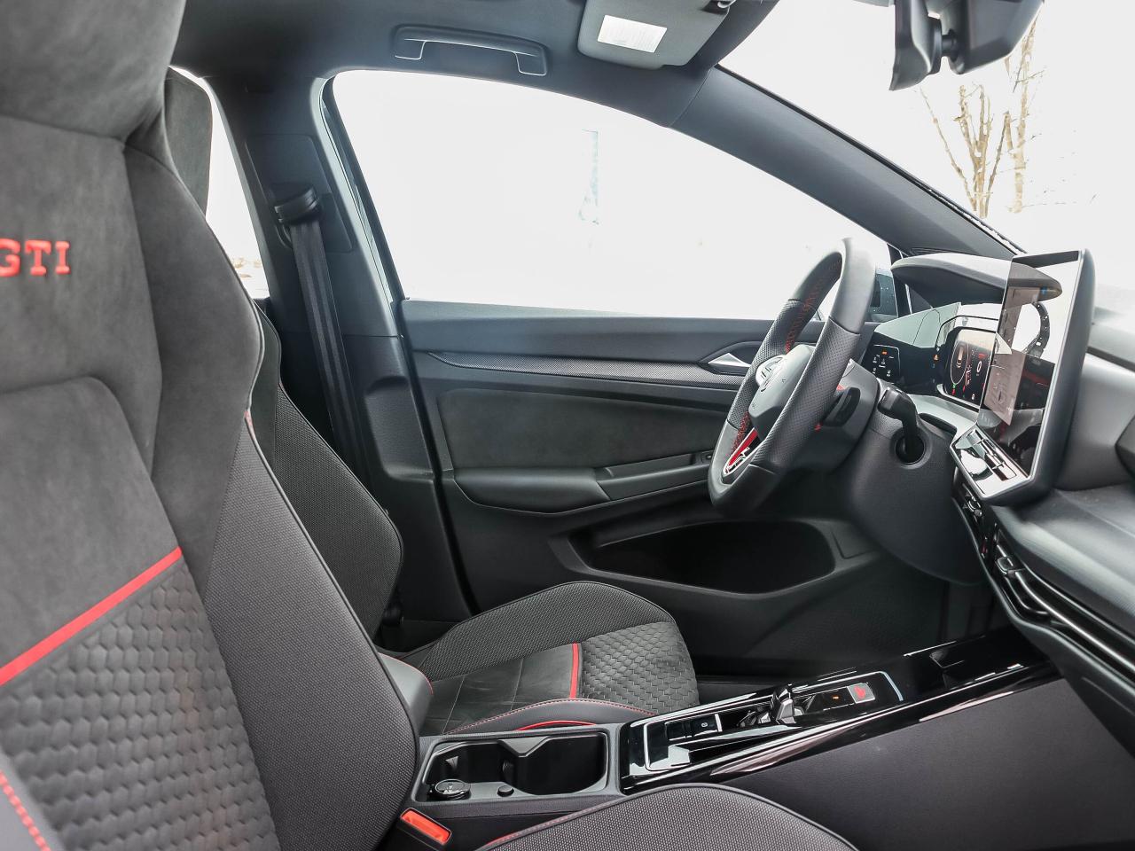 2025 Volkswagen Golf GTI Auto Photo