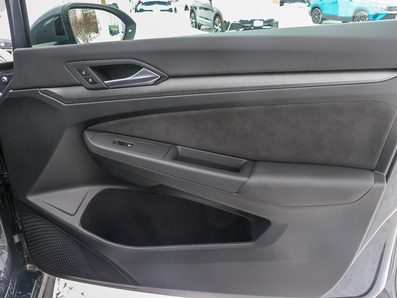 2025 Volkswagen Golf GTI Auto Photo