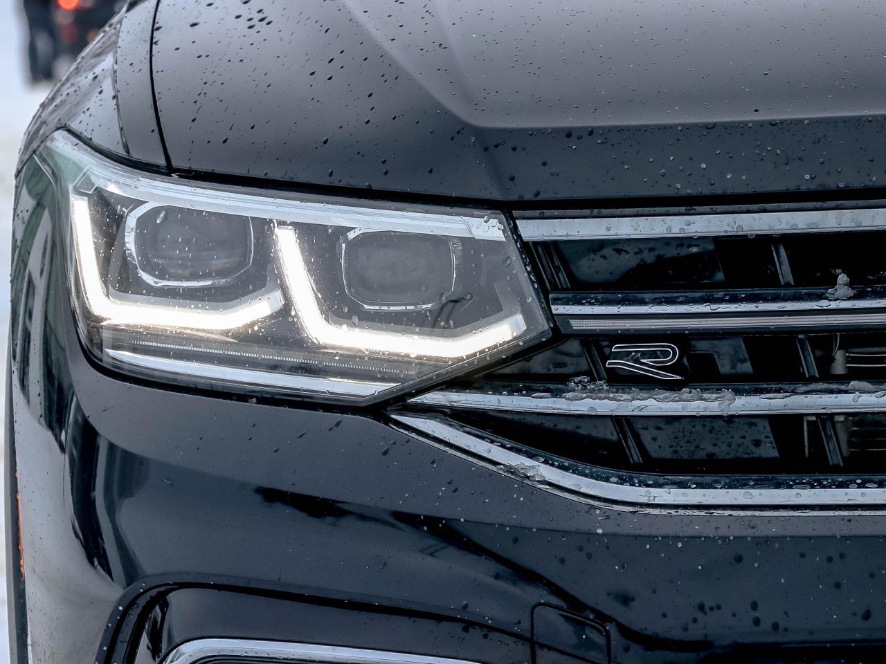2024 Volkswagen Tiguan HIGHLINE R-LINE 4MOTION Photo