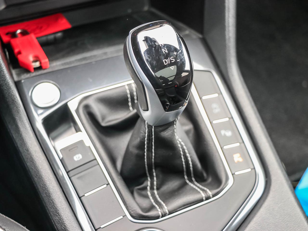 2024 Volkswagen Tiguan HIGHLINE R-LINE 4MOTION Photo