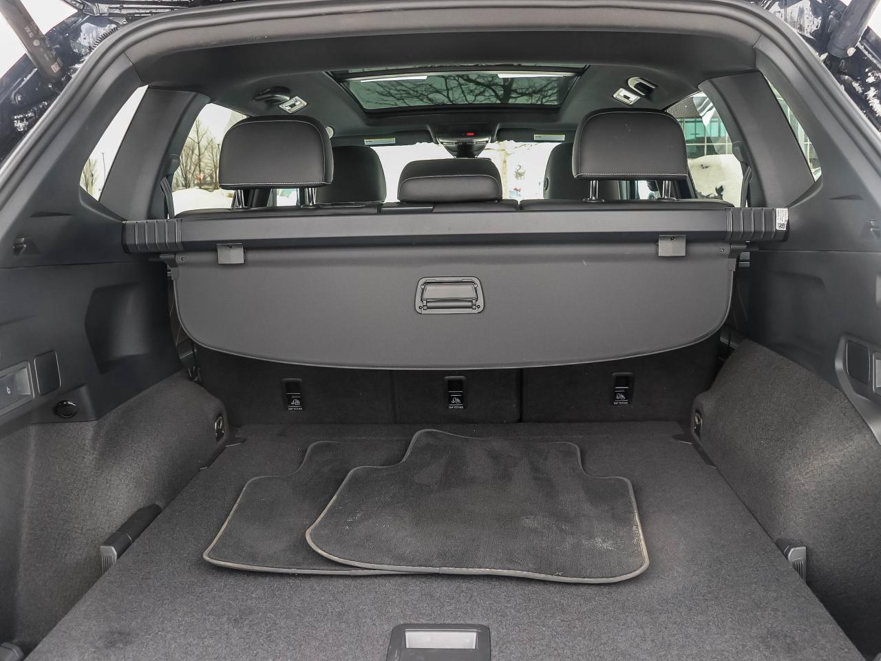 2024 Volkswagen Tiguan HIGHLINE R-LINE 4MOTION Photo