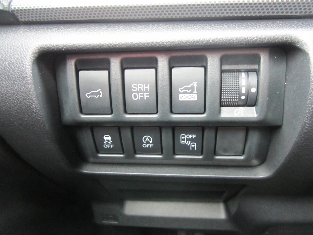 2019 Subaru Forester 2.5i Limited w-EyeSight Pkg NO ACCIDENTS Photo