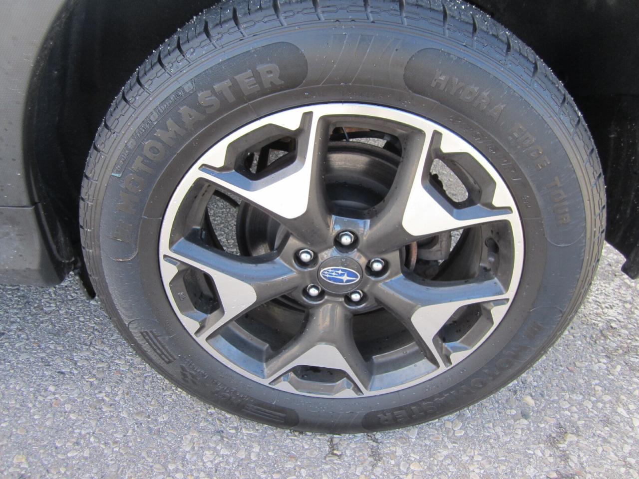 2019 Subaru Crosstrek Sport CVT w-EyeSight Pkg NO ACCIDENTS Photo