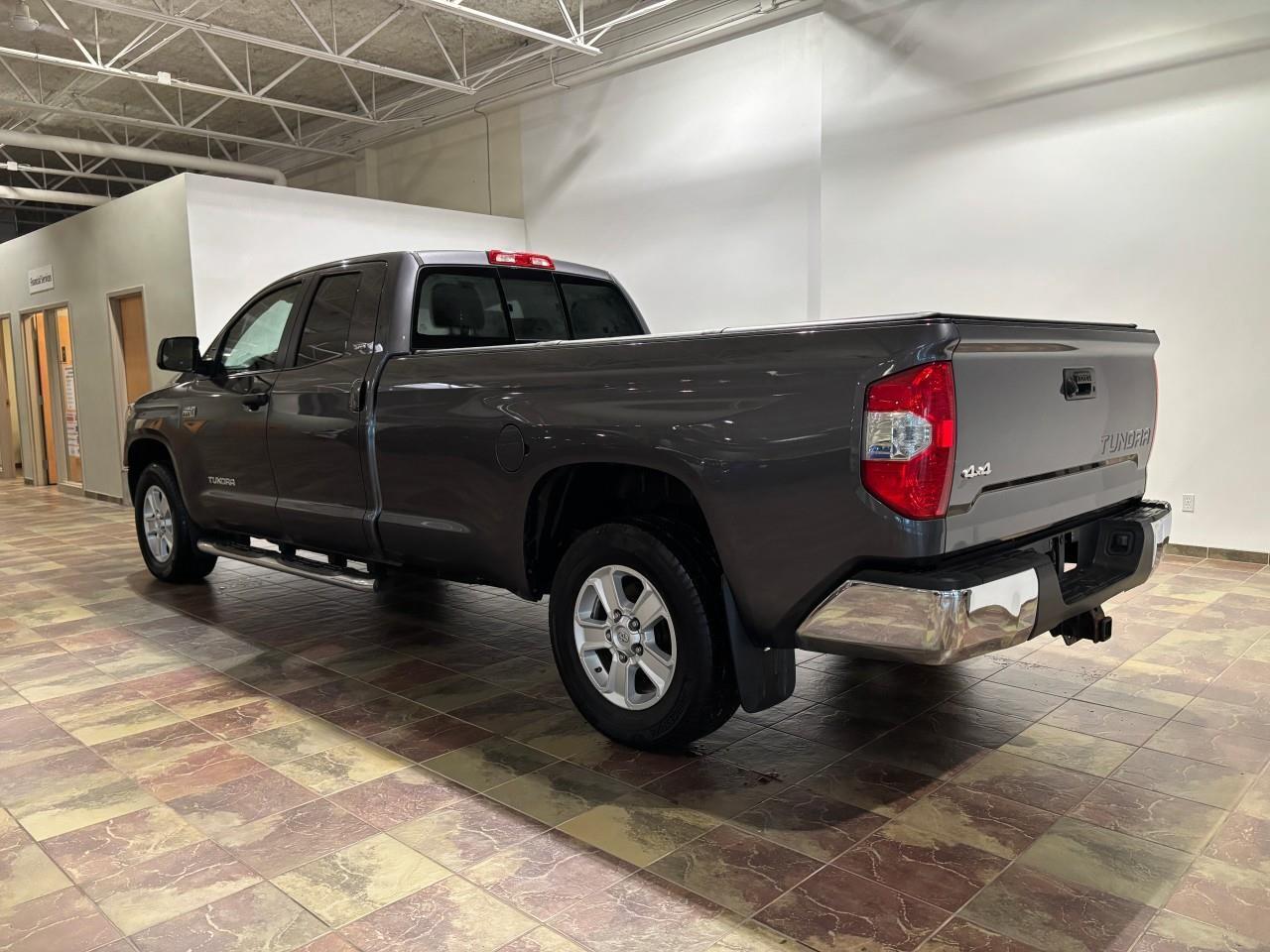 2018 Toyota Tundra SR5 Plus 5.7L V8 Photo