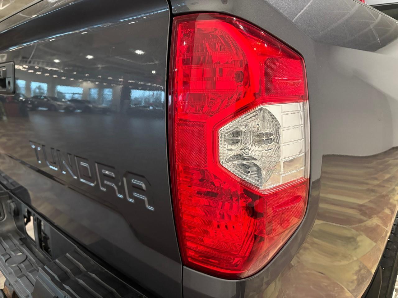 2018 Toyota Tundra SR5 Plus 5.7L V8 Photo