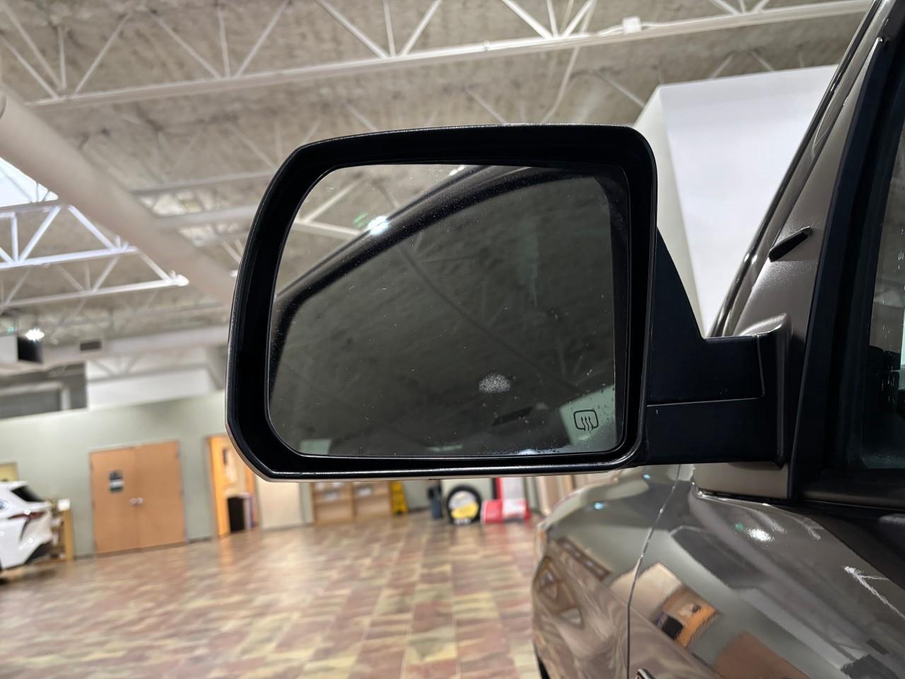 2018 Toyota Tundra SR5 Plus 5.7L V8 Photo