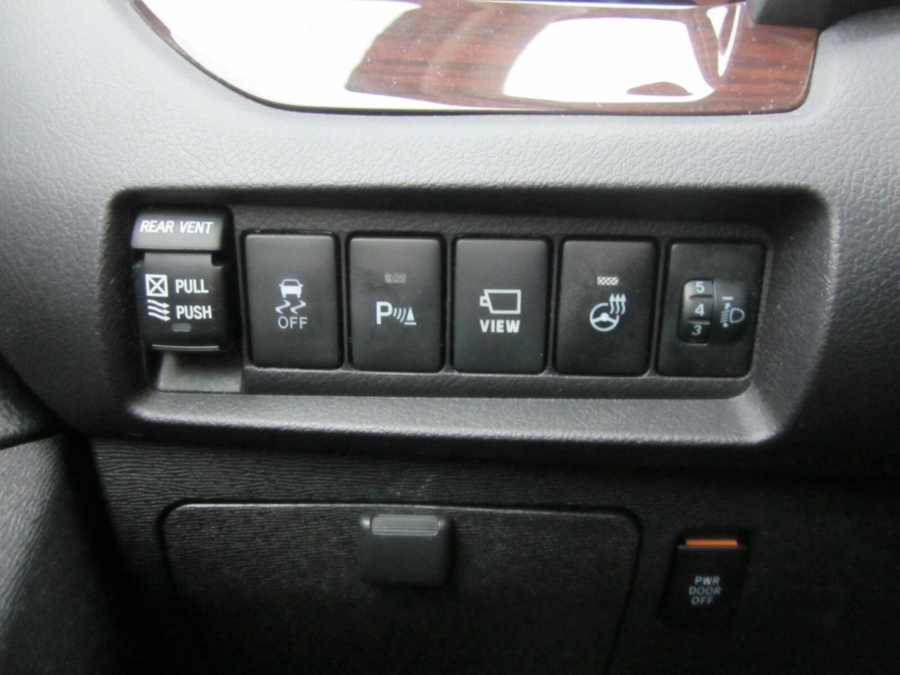 2018 Toyota Sienna XLE LIMITED AWD BROWN LEATHER NO ACCIDENTS Photo