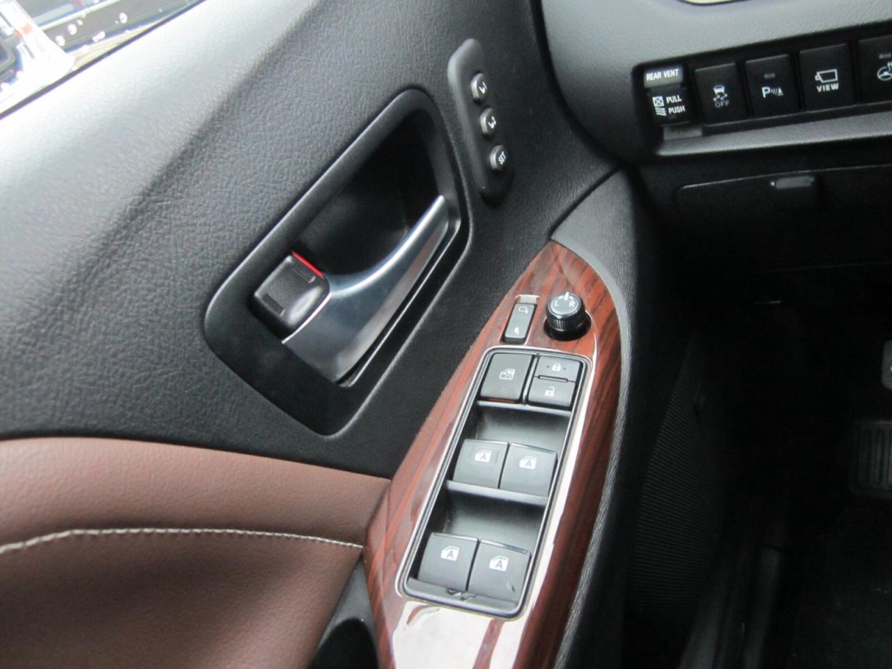 2018 Toyota Sienna XLE LIMITED AWD BROWN LEATHER NO ACCIDENTS Photo