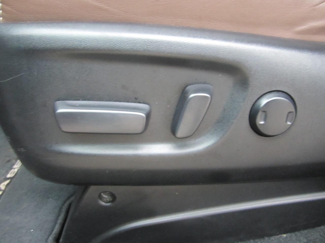 2018 Toyota Sienna XLE LIMITED AWD BROWN LEATHER NO ACCIDENTS Photo