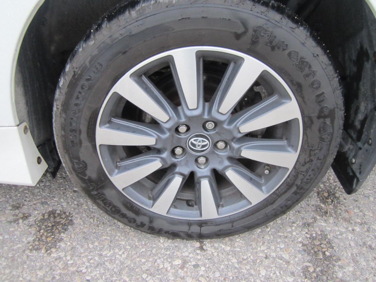 2018 Toyota Sienna XLE LIMITED AWD BROWN LEATHER NO ACCIDENTS Photo