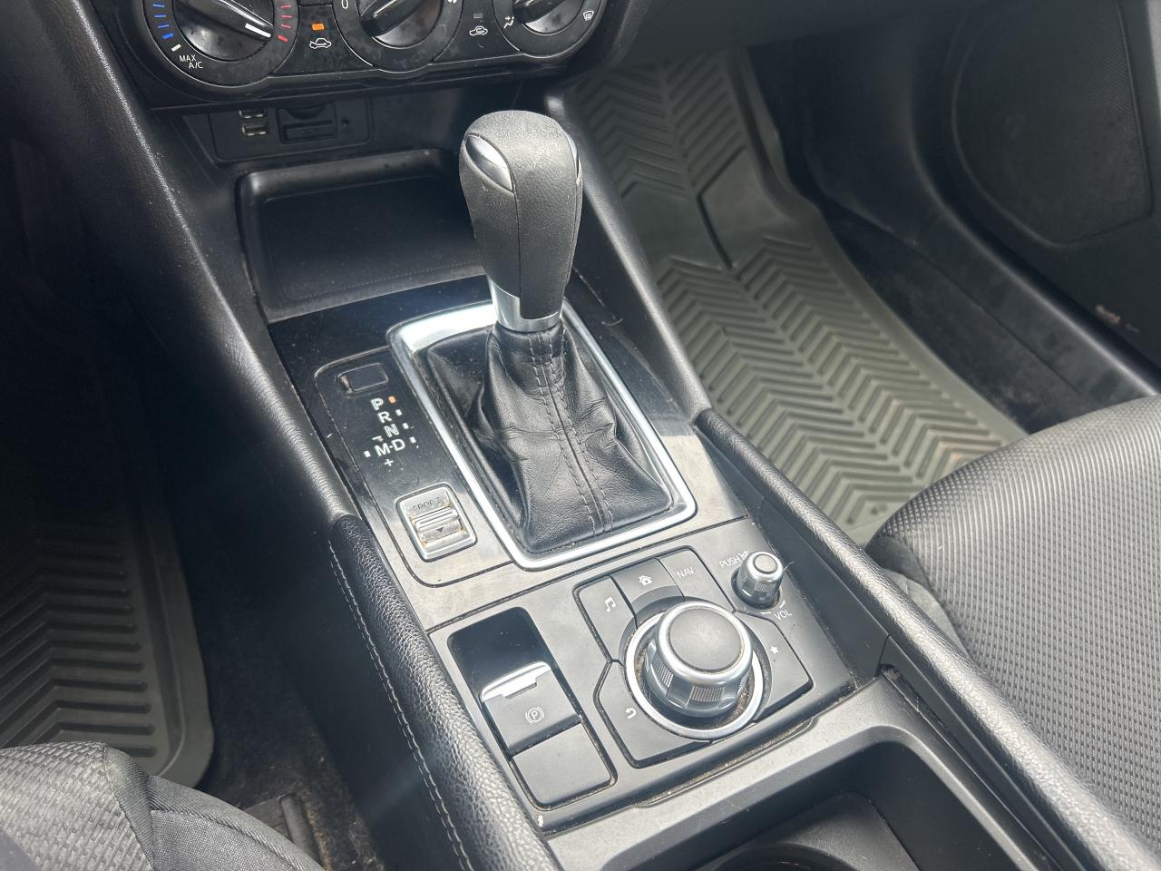 2018 Mazda MAZDA3 GX, Bluetooth, Back Up Cam Photo