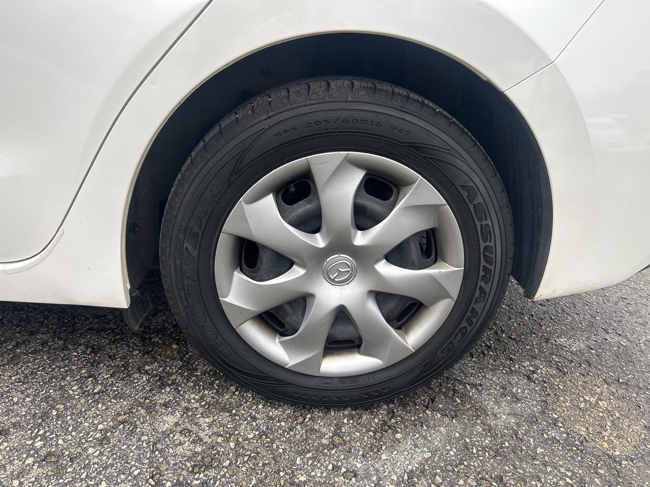 2018 Mazda MAZDA3 GX, Bluetooth, Back Up Cam Photo