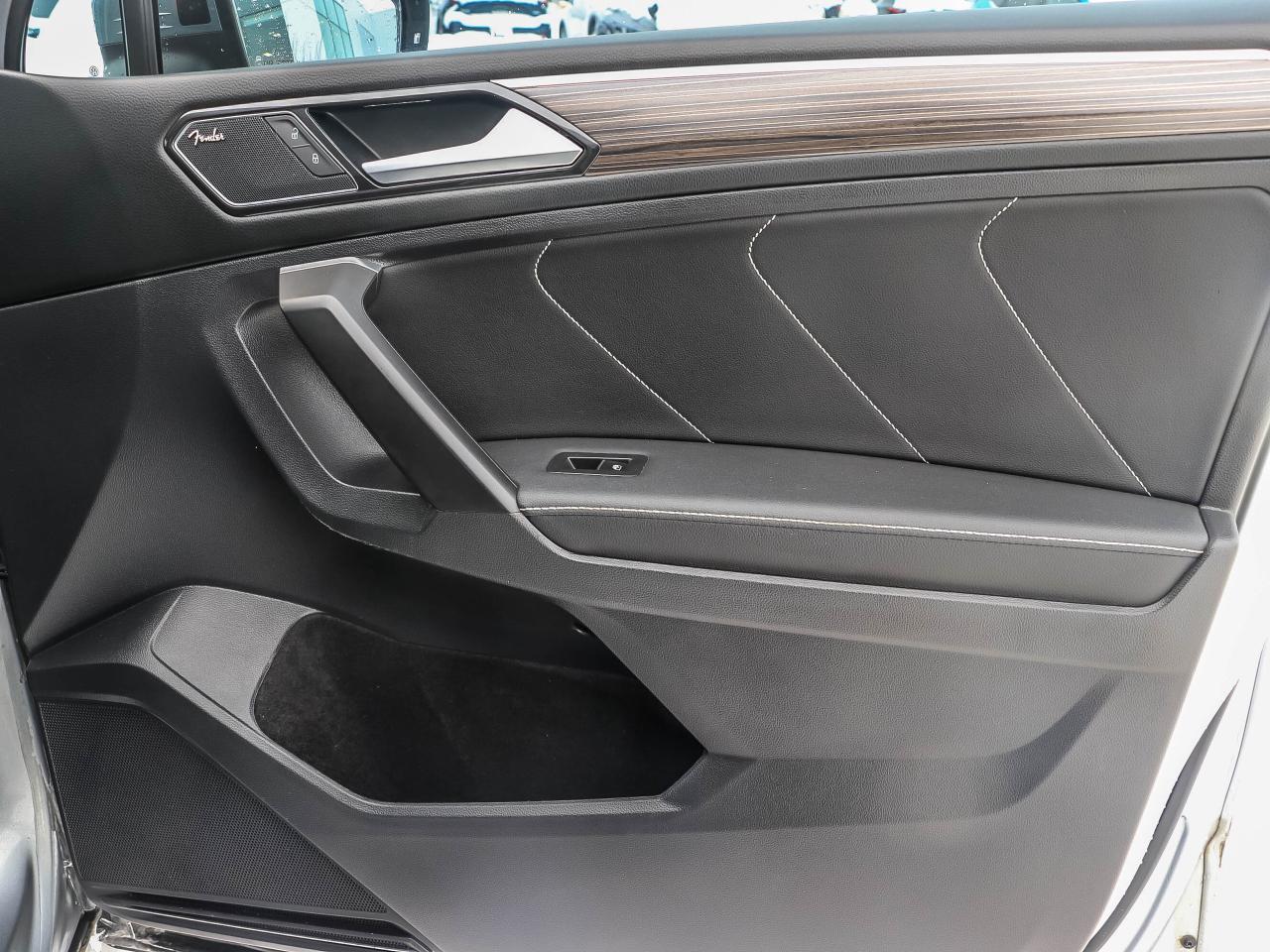 2022 Volkswagen Tiguan HIGHLINE R-LINE 4MOTION Photo