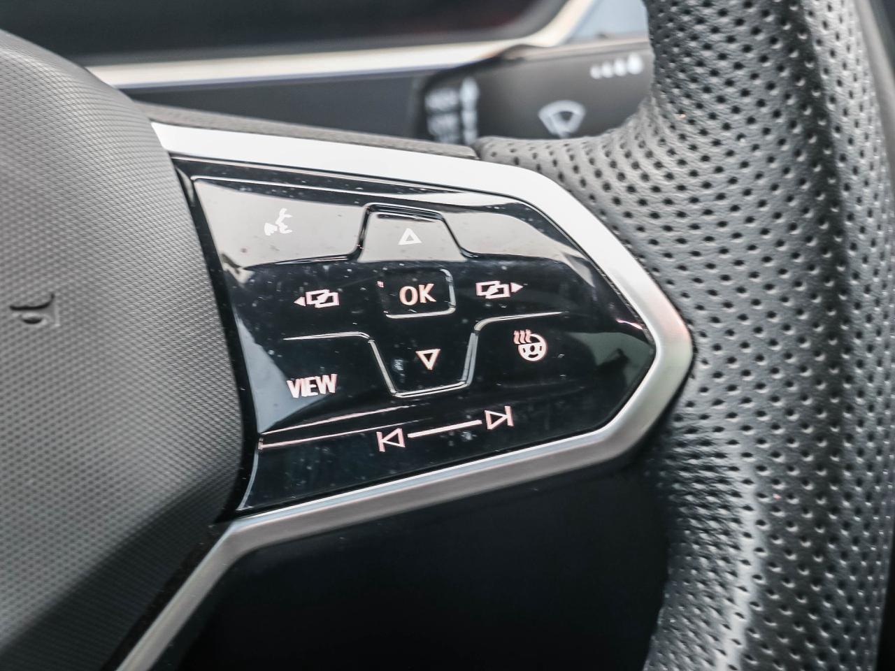 2022 Volkswagen Tiguan HIGHLINE R-LINE 4MOTION Photo