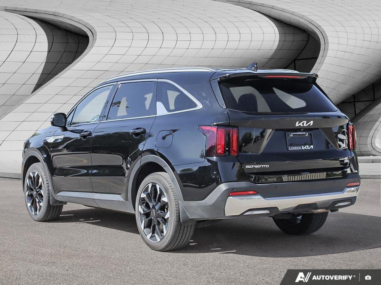 2024 Kia Sorento EX   Apple CarPlay   Backup Camera   Heated Seats Photo