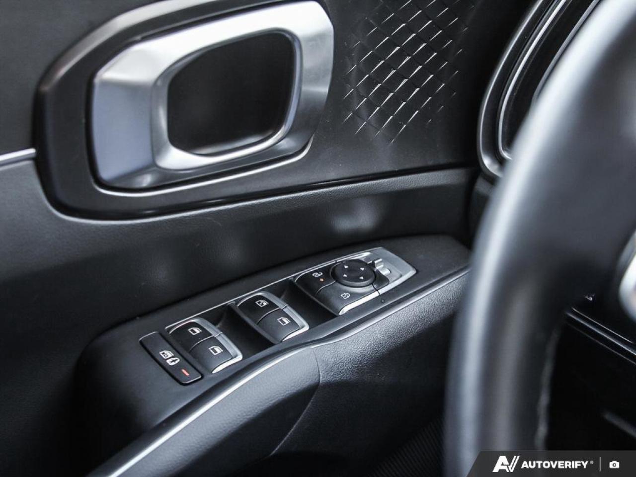 2024 Kia Sorento EX   Apple CarPlay   Backup Camera   Heated Seats Photo