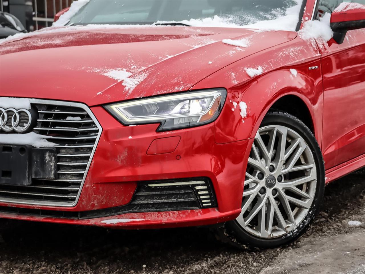 2017 Audi A3 e-tron Photo