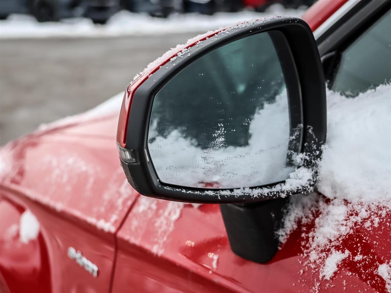 2017 Audi A3 e-tron Photo
