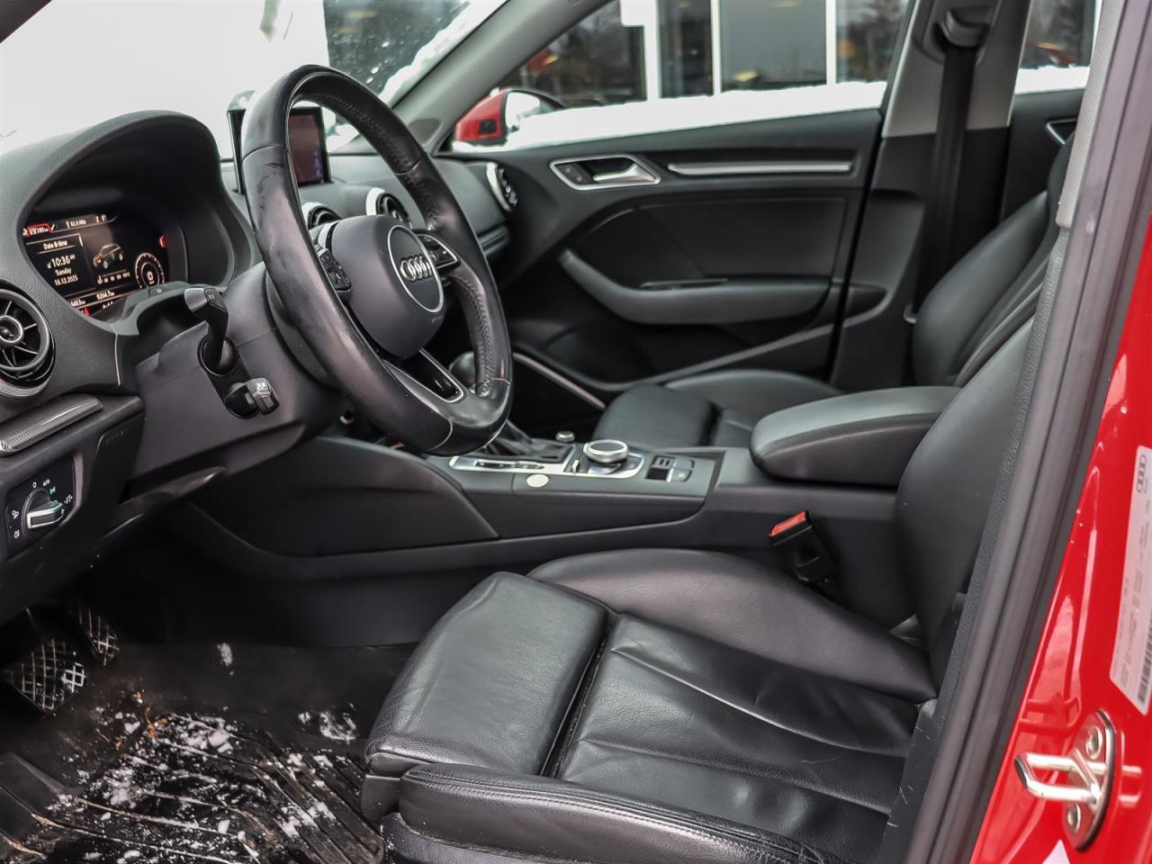 2017 Audi A3 e-tron Photo