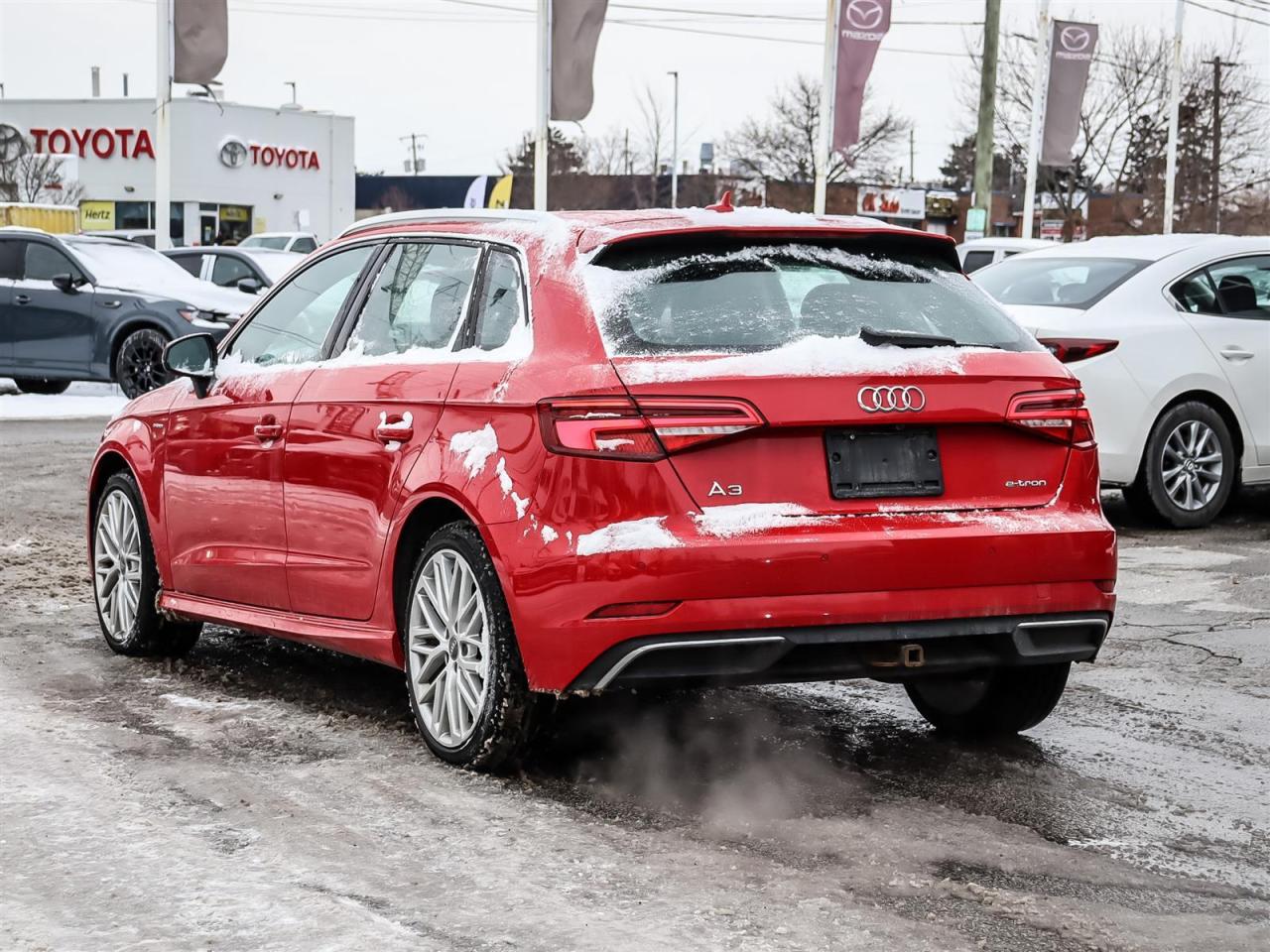 2017 Audi A3 e-tron Photo