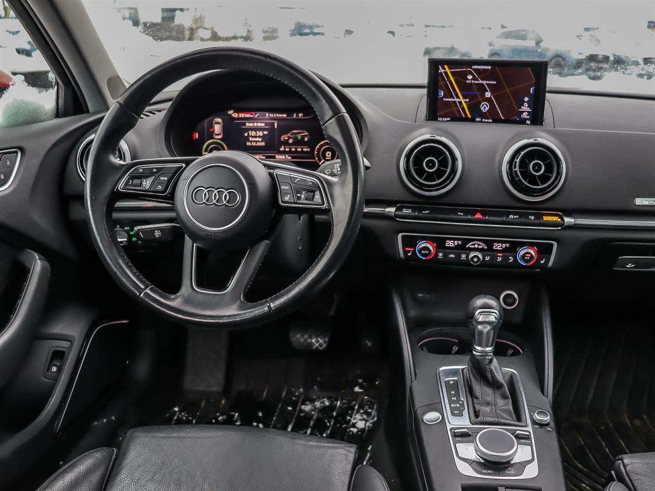 2017 Audi A3 e-tron Photo