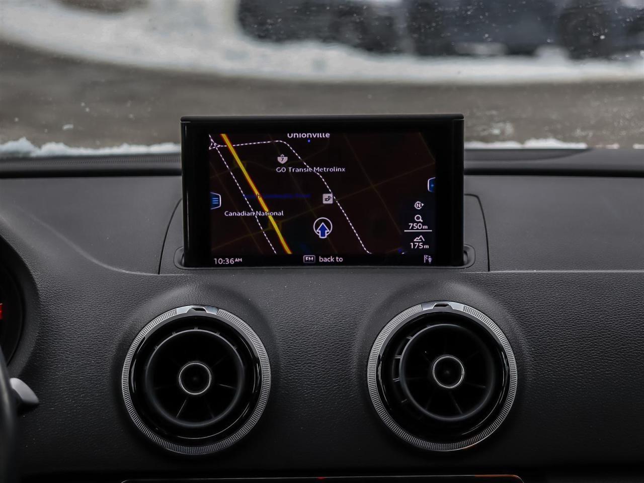 2017 Audi A3 e-tron Photo