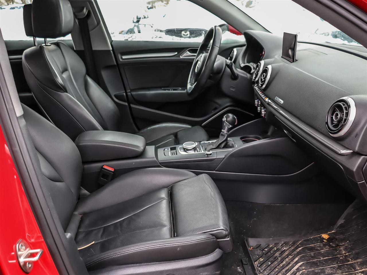 2017 Audi A3 e-tron Photo