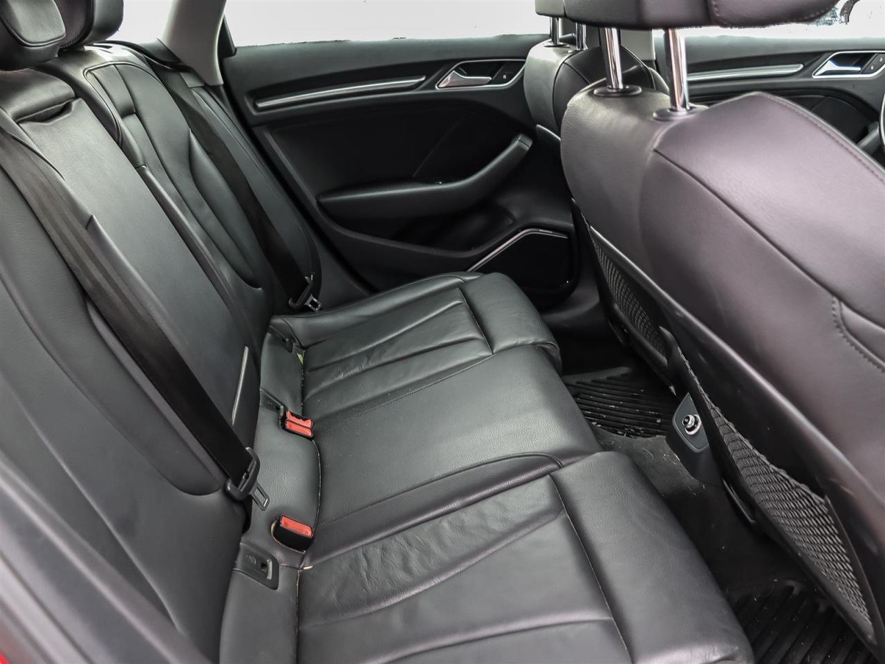 2017 Audi A3 e-tron Photo