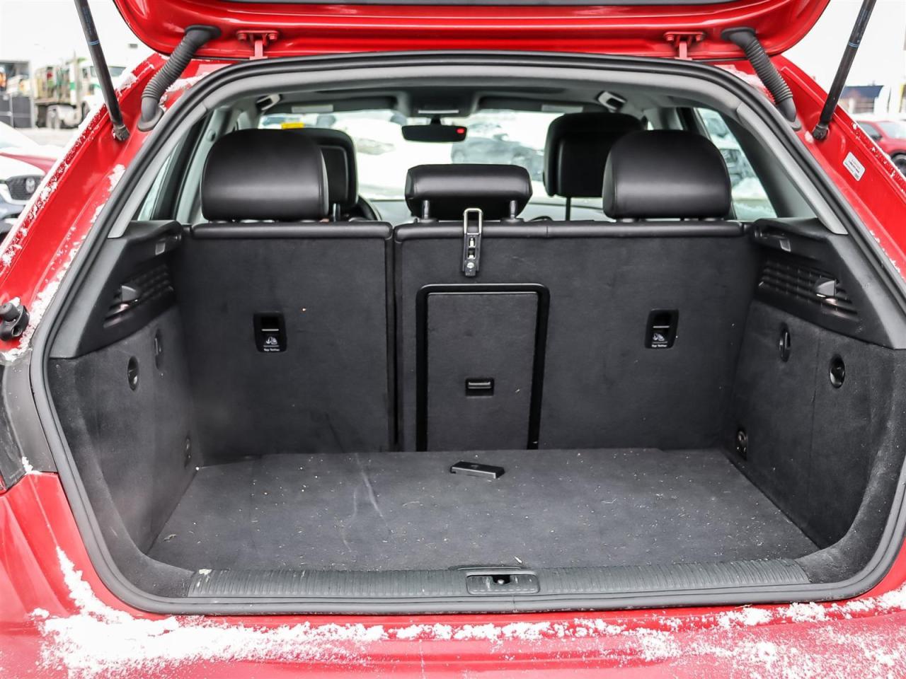 2017 Audi A3 e-tron Photo