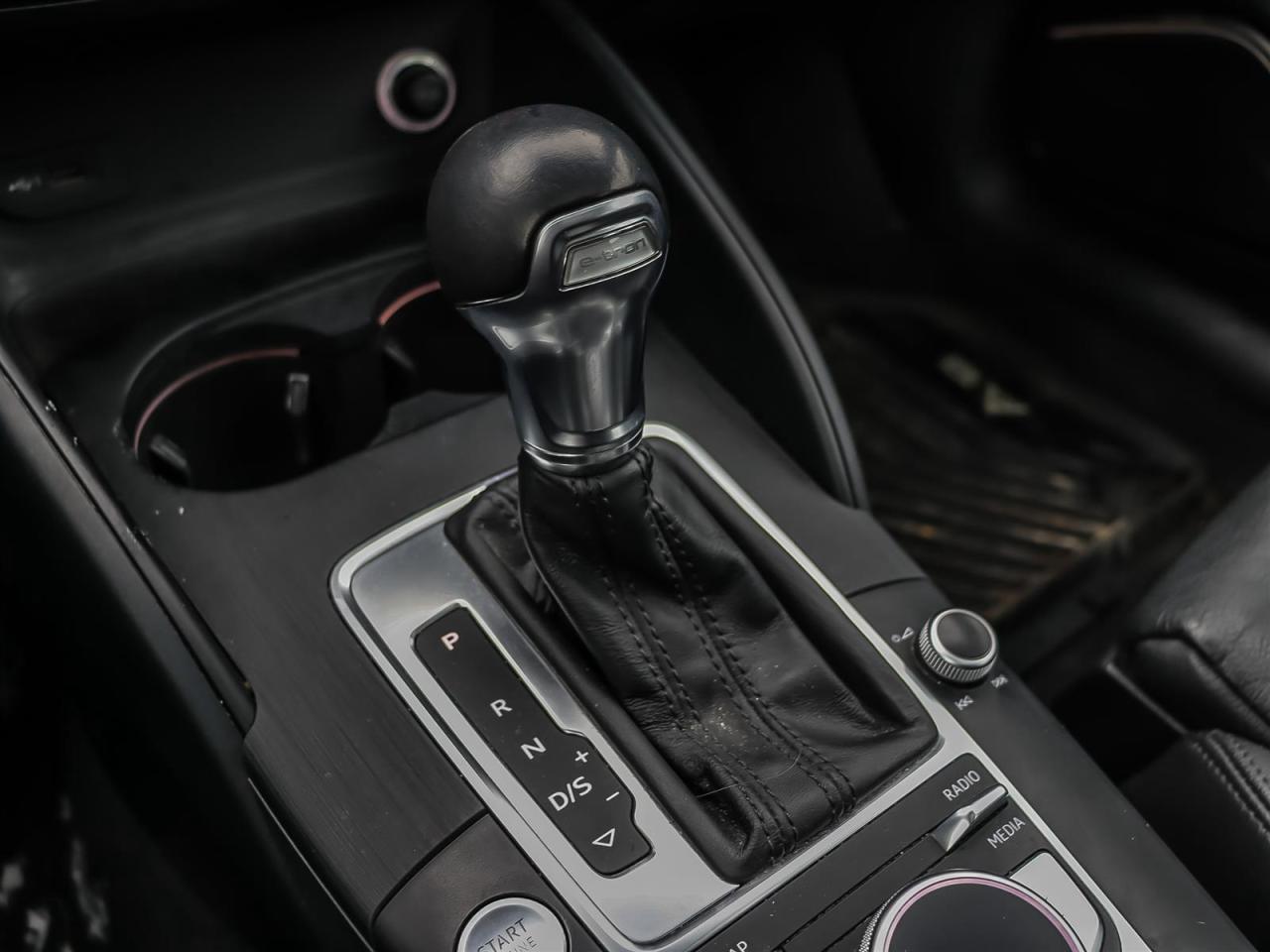 2017 Audi A3 e-tron Photo