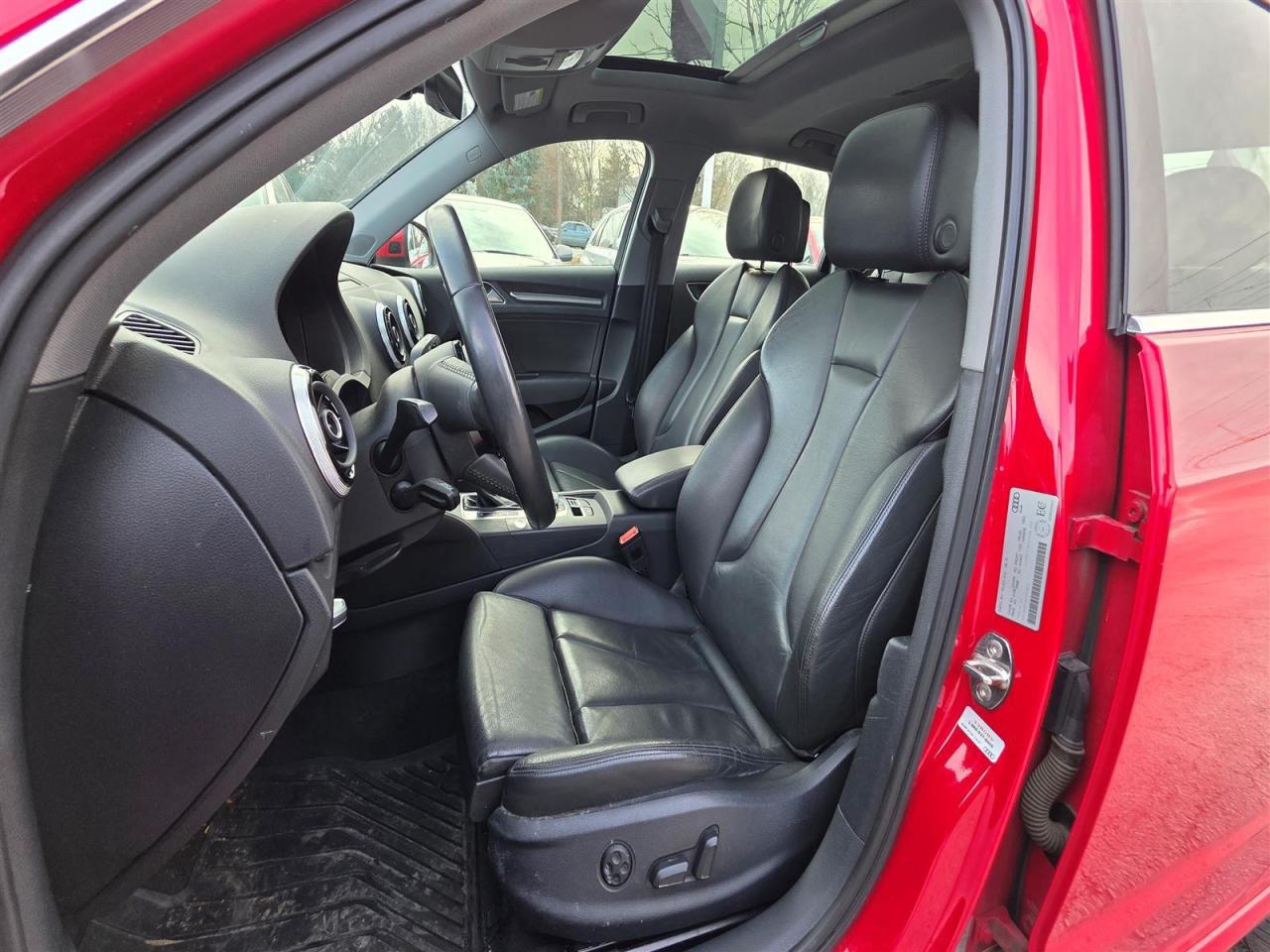 2017 Audi A3 BLIND SPOT MONITORING NAV REAR CAMERA LEATHER SUNR Photo