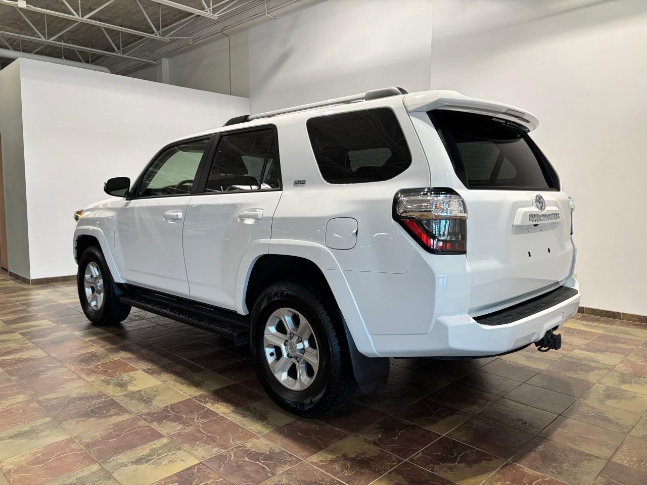 2023 Toyota 4Runner  Photo2