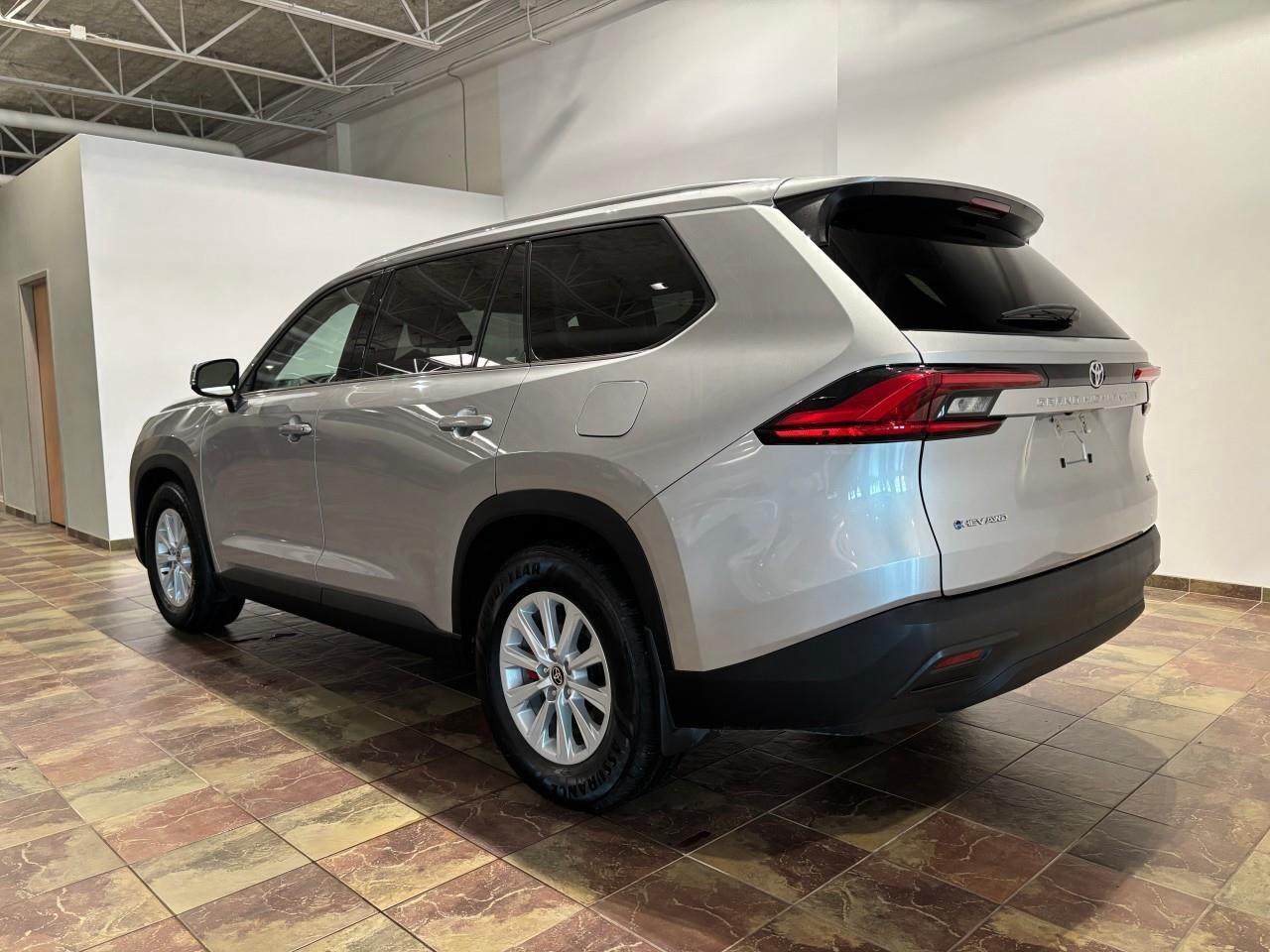 2024 Toyota Grand Highlander XLE Photo