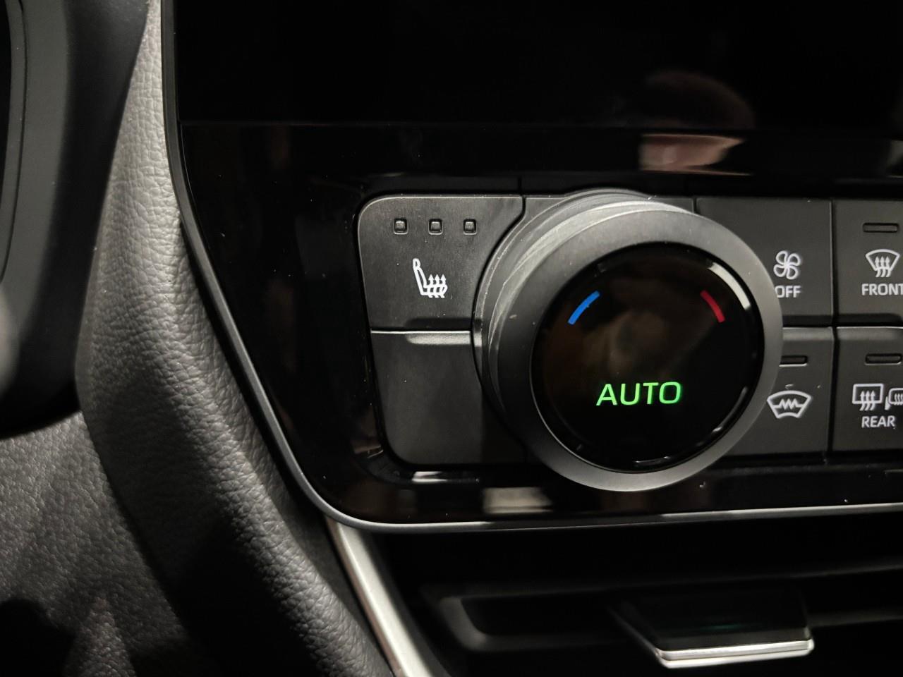 2024 Toyota Grand Highlander XLE Photo