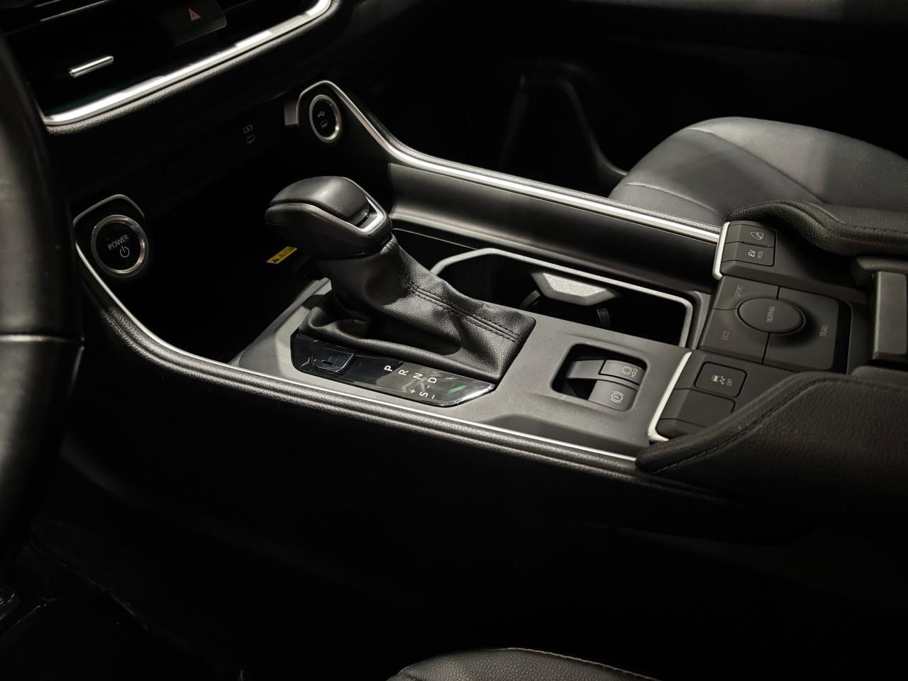 2024 Toyota Grand Highlander XLE Photo