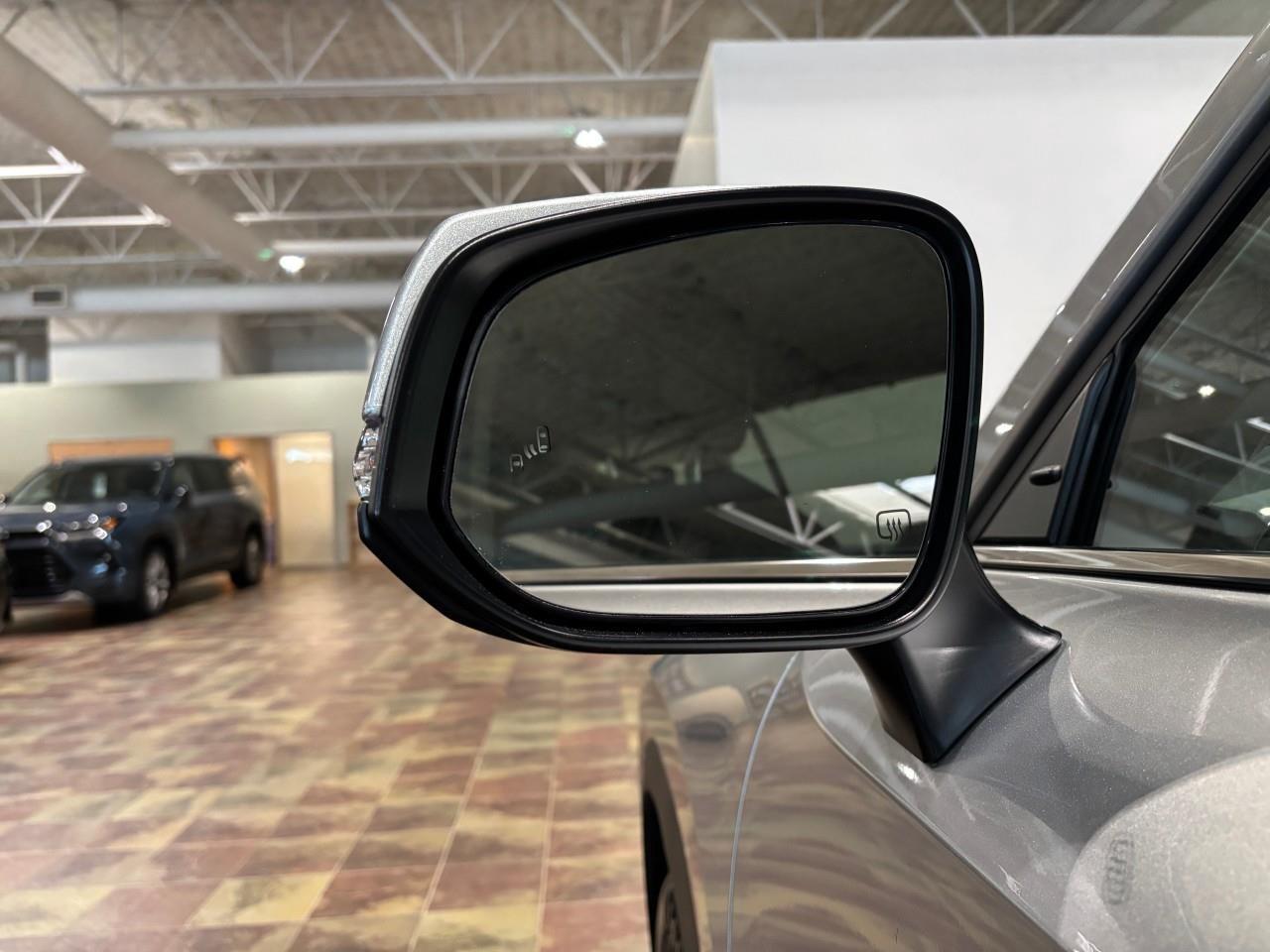 2024 Toyota Grand Highlander XLE Photo