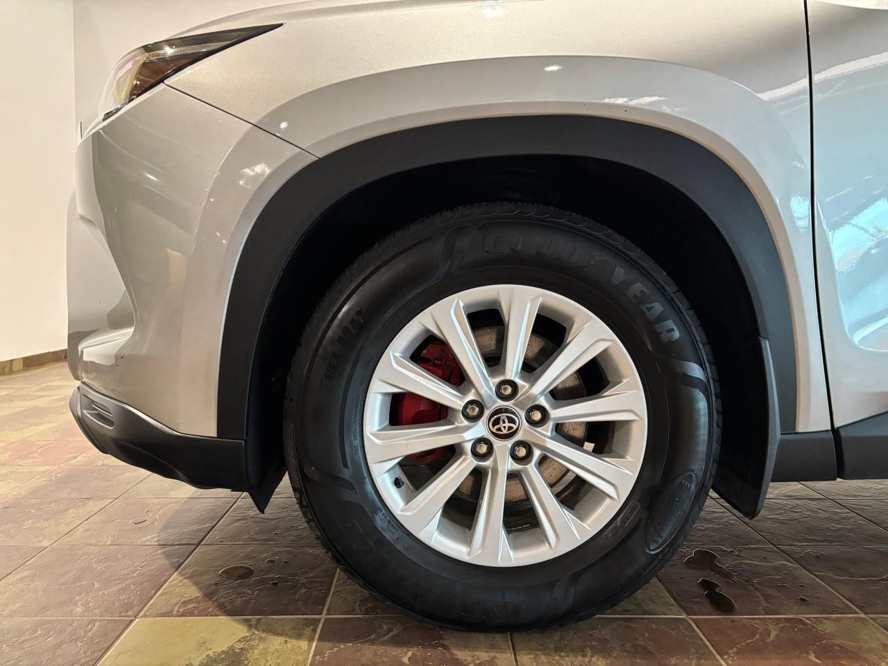 2024 Toyota Grand Highlander XLE Photo