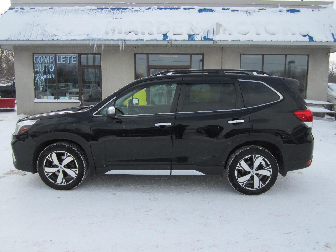 2020 Subaru Forester 2.5i Premier BROWN LEATHER LOADED ONE OWNER Photo2