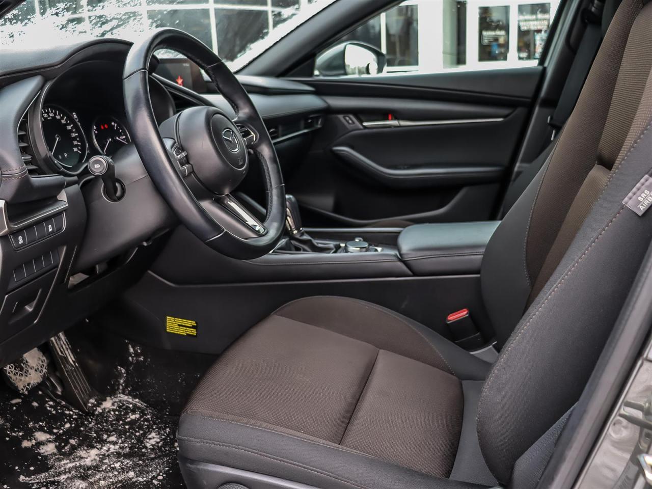 2023 Mazda MAZDA3 3.5% APR AWD HATCHBACK LOW LOW KM  1 OWNER CLEAN C Photo