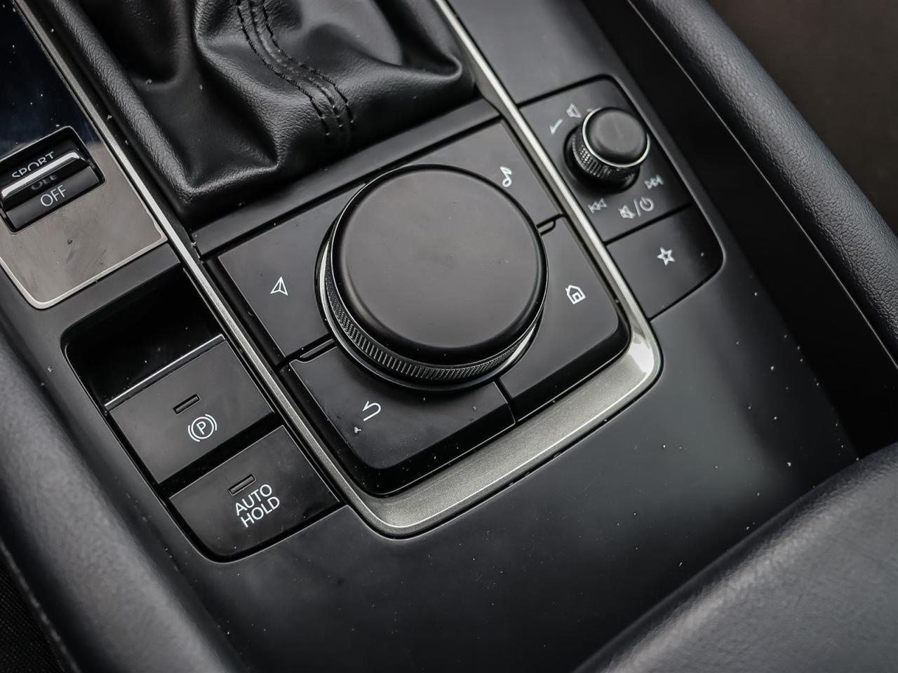 2023 Mazda MAZDA3 3.5% APR AWD HATCHBACK LOW LOW KM  1 OWNER CLEAN C Photo